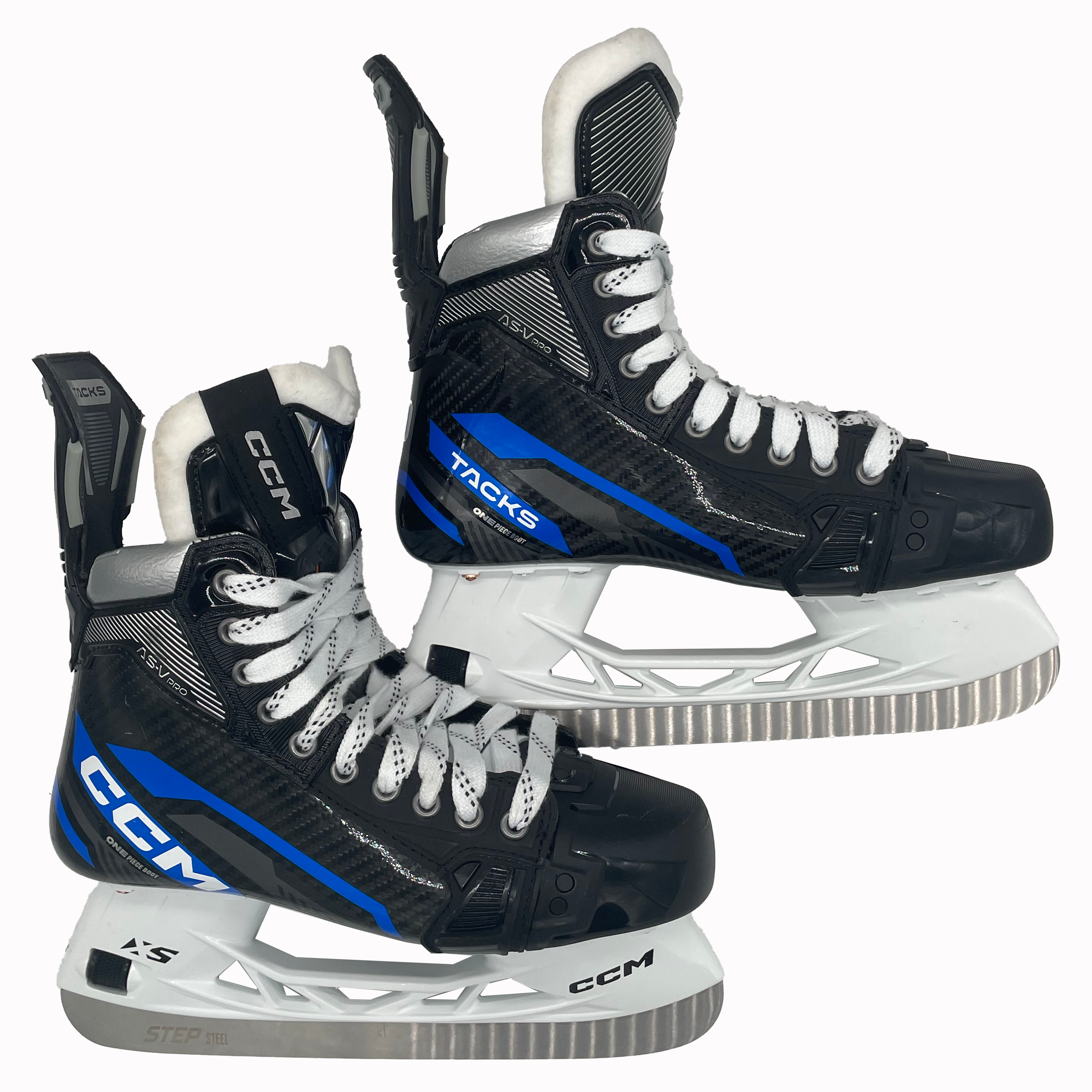 CCM Tacks AS-V Pro – Nouveaux patins de hockey NCAA Pro Stock – Taille 7,5 (noir/bleu)